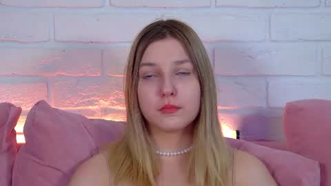 Snapshot of tinaburton chatting on 06/15/26, 04:09 TinaBurton online show from 06/15/26, 04:09