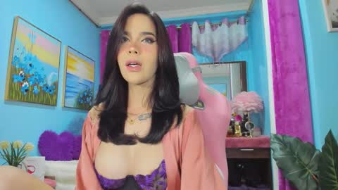 Snapshot of tinatemptsxxx chatting on 01/11/26, 10:31 Tina Valentine online show from 01/11/26, 10:31