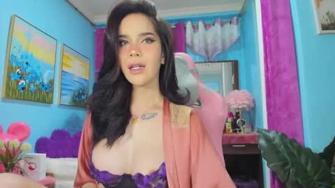 Snapshot of tinatemptsxxx chatting on 02/04/26, 10:43 Tina Valentine online show from 02/04/26, 10:43