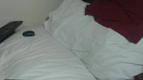 Snapshot of tinaxxxpetite chatting on 10/07/25, 03:14 Tina online show from 10/07/25, 03:14