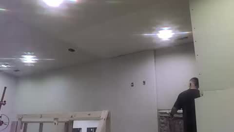 Snapshot of tinmon84 chatting on 11/15/25, 02:53 Dan online show from 11/15/25, 02:53