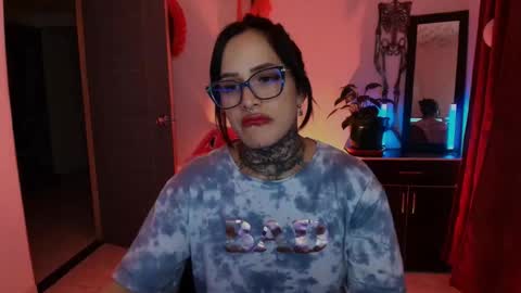 I AM BELLA  ----------- follow my  IG  TINNS 69 online show from 10/12/25, 12:53