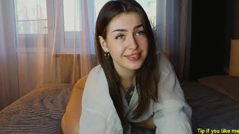 Molly online show from 06/05/26, 02:56