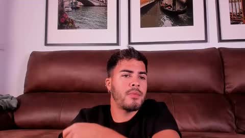 tinoclandestino online show from 12/01/24, 05:24