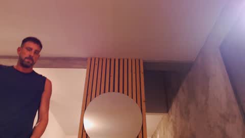 tinoclandestino online show from 01/10/25, 05:45