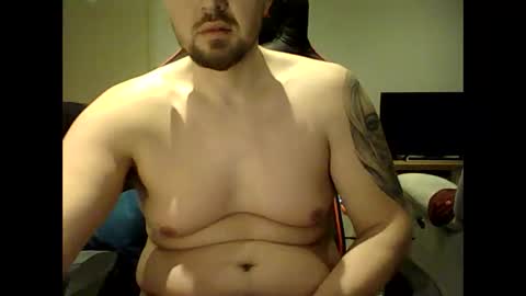 Snapshot of tinstranger33 chatting on 12/28/24, 05:33 tinstranger33 online show from 12/28/24, 05:33