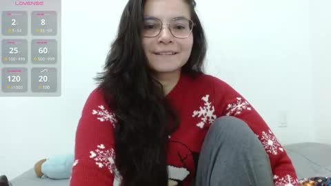 Tiny Caroline online show from 02/07/25, 03:01