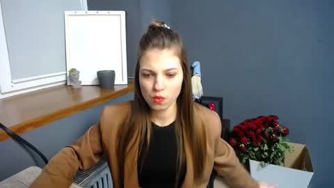 Gloria online show from 02/24/25, 07:33