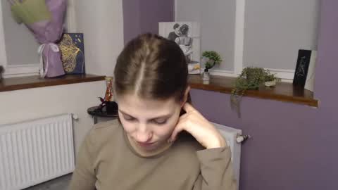 Gloria online show from 02/27/25, 07:47