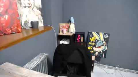 Gloria online show from 09/12/25, 06:35