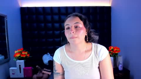 tiny online show from 06/08/26, 04:13
