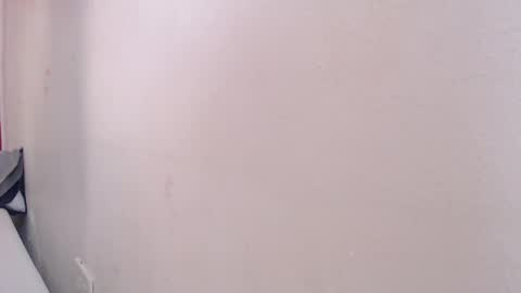 Snapshot of tiny_whore18 chatting on 11/01/25, 10:39 tiny_whore18 online show from 11/01/25, 10:39
