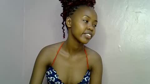 Snapshot of tinybarbie_ chatting on 09/22/25, 08:00 Barbie online show from 09/22/25, 08:00