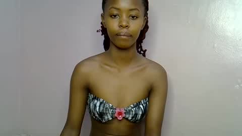 Snapshot of tinybarbie_ chatting on 10/09/25, 04:16 Barbie online show from 10/09/25, 04:16