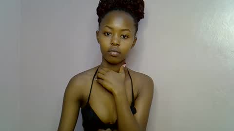 Snapshot of tinybarbie_ chatting on 10/19/25, 05:24 Barbie online show from 10/19/25, 05:24