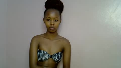 Snapshot of tinybarbie_ chatting on 10/21/25, 06:14 Barbie online show from 10/21/25, 06:14