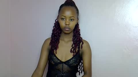 Snapshot of tinybarbie_ chatting on 10/22/25, 10:26 Barbie online show from 10/22/25, 10:26