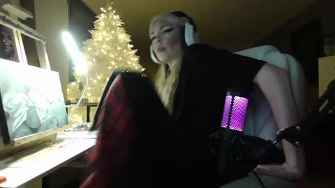 stage Kylie Sinner  brand CLITBAIT online show from 01/18/25, 03:42