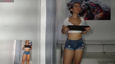 Snapshot of tinymilf_ chatting on 04/30/26, 08:57 Miss Natty online show from 04/30/26, 08:57