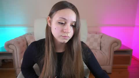 Snapshot of tinynataliee chatting on 04/01/26, 02:14 tinynataliee online show from 04/01/26, 02:14