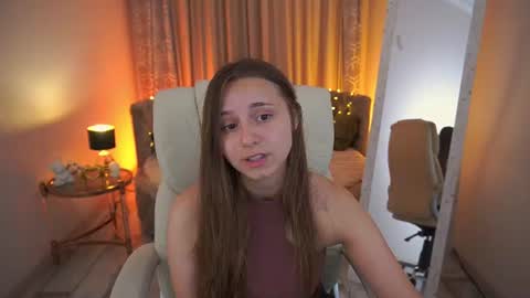 Snapshot of tinynataliee chatting on 07/20/26, 08:11 tinynataliee online show from 07/20/26, 08:11