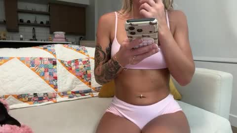 tinytayy online show from 07/29/26, 03:59