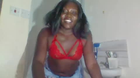 Snapshot of tipsynsassy chatting on 06/21/26, 08:11 tipsynsassy online show from 06/21/26, 08:11
