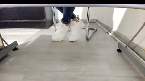 Anna online show from 09/14/25, 04:39