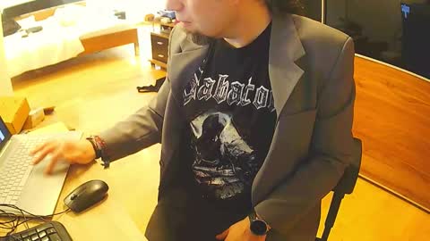 Snapshot of tirolerboy27 chatting on 02/17/26, 11:40 Tirolerboy27 online show from 02/17/26, 11:40