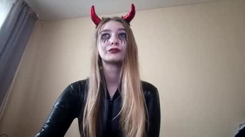 Hi Im Carry 18 years old online show from 11/12/25, 06:58