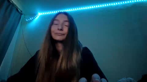 Hi Im Carry 18 years old online show from 11/19/25, 06:46