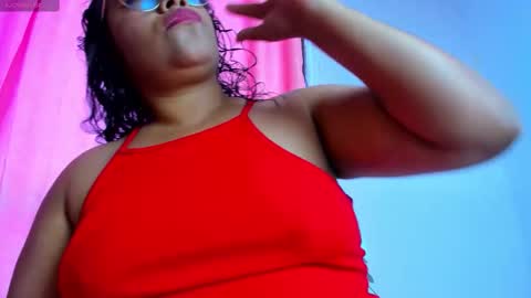 Snapshot of tita_dirty chatting on 12/17/25, 01:17 tita_dirty online show from 12/17/25, 01:17