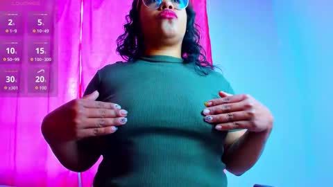 Snapshot of tita_dirty chatting on 12/18/25, 02:01 tita_dirty online show from 12/18/25, 02:01