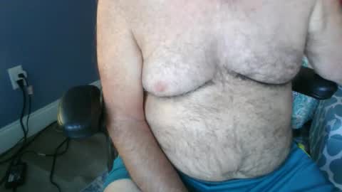 Snapshot of titman98 chatting on 11/13/25, 01:10 titman98 online show from 11/13/25, 01:10