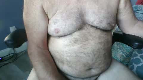 Snapshot of titman98 chatting on 11/24/25, 01:11 titman98 online show from 11/24/25, 01:11