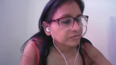 Snapshot of titssmall123 chatting on 01/30/25, 02:25 Ester online show from 01/30/25, 02:25