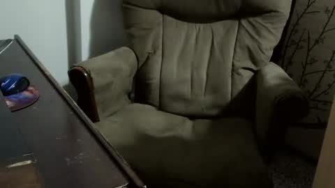 Snapshot of tittygirl8 chatting on 02/10/25, 08:10 Tittygirl8 online show from 02/10/25, 08:10