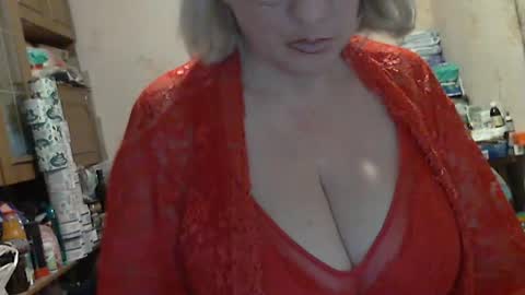 tittylina online show from 10/14/25, 10:10