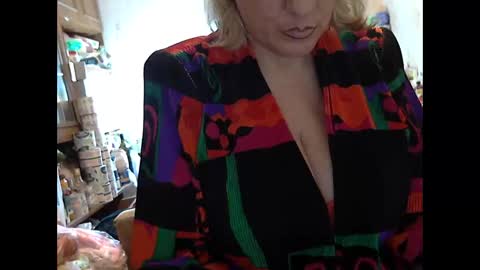 tittylina online show from 11/23/25, 08:30