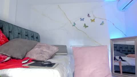 Tivizay online show from 06/05/26, 02:45