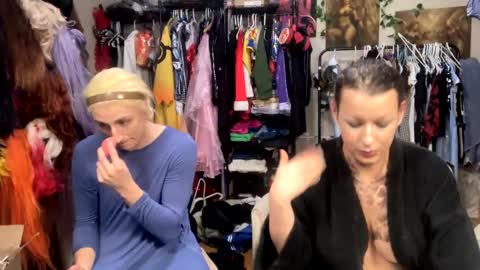 tjfemboi5641 online show from 09/14/25, 10:03