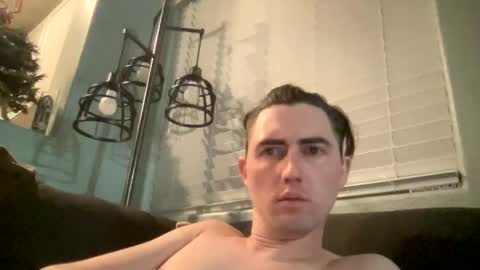 Snapshot of tlayne410 chatting on 11/09/25, 09:07 tlayne410 online show from 11/09/25, 09:07