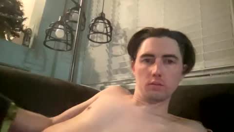 Snapshot of tlayne410 chatting on 11/11/25, 10:15 tlayne410 online show from 11/11/25, 10:15