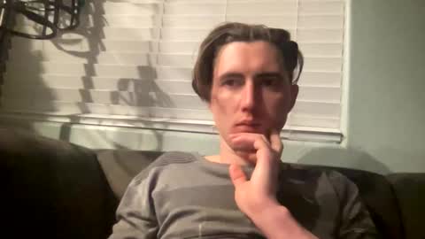 Snapshot of tlayne410 chatting on 11/17/25, 09:26 tlayne410 online show from 11/17/25, 09:26