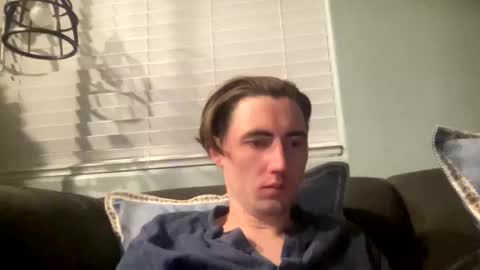 Snapshot of tlayne410 chatting on 11/18/25, 10:31 tlayne410 online show from 11/18/25, 10:31