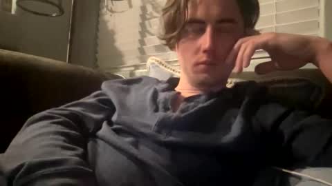 Snapshot of tlayne410 chatting on 11/20/25, 09:09 tlayne410 online show from 11/20/25, 09:09