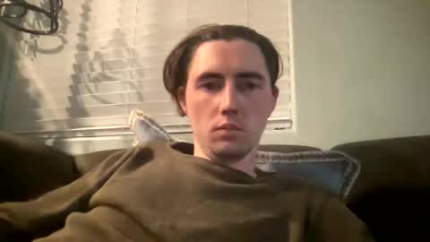 Snapshot of tlayne410 chatting on 12/14/25, 08:09 tlayne410 online show from 12/14/25, 08:09