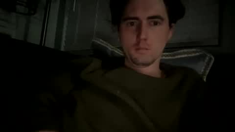 Snapshot of tlayne410 chatting on 12/15/25, 09:13 tlayne410 online show from 12/15/25, 09:13