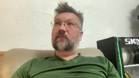 Snapshot of tmosmun chatting on 02/26/25, 02:48 Tim online show from 02/26/25, 02:48