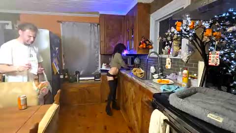 tnt_tinyntroubble online show from 07/04/26, 03:13